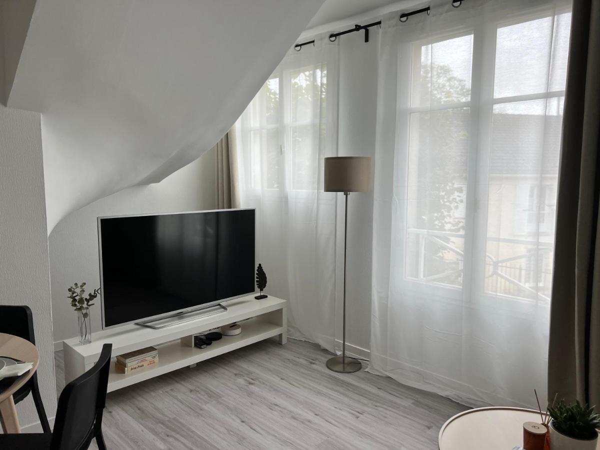 Appartamento Appart Cosy Cdg Paris Parc Expo Asterix Dammartin-en-Goele Esterno foto