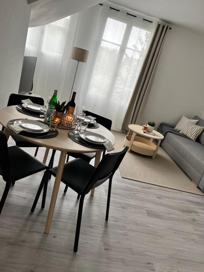 Appartamento Appart Cosy Cdg Paris Parc Expo Asterix Dammartin-en-Goele Esterno foto